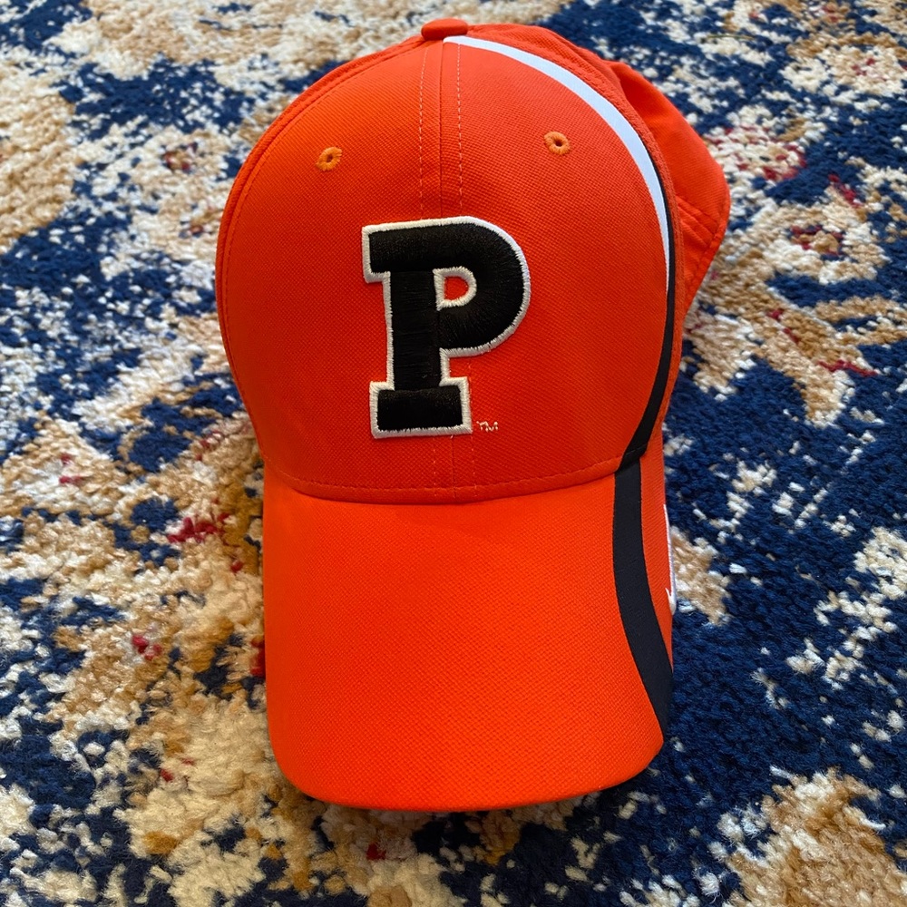 Nike dri-fit Princeton hat